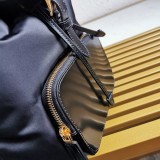 Prada 1BZ074 20.5x 25x 11.5cm