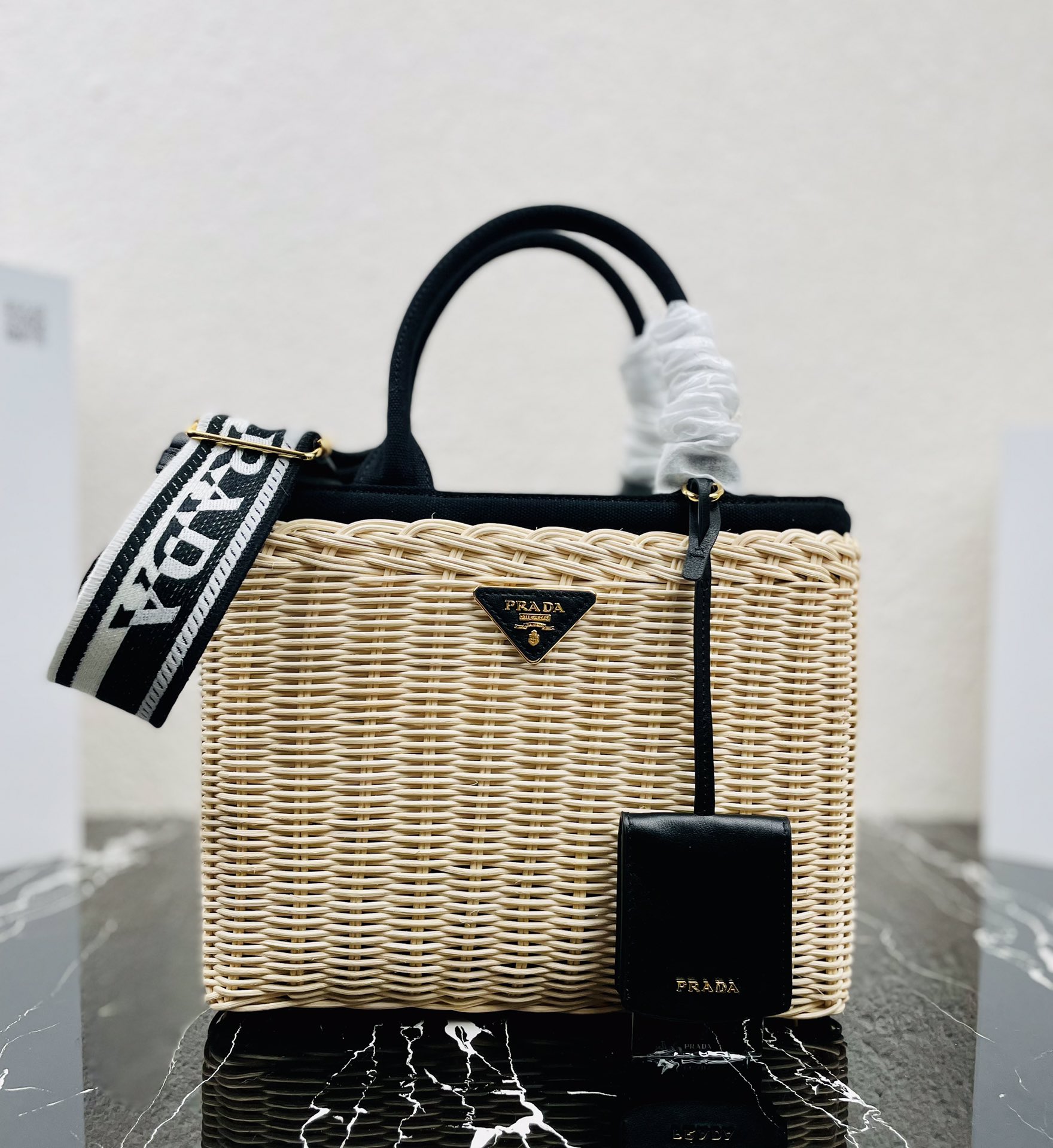Prada 1BG835 26cm* 18cm* 11.5cm