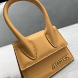 Jacquemus modello: 2102 12x8x5cm