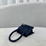 Jacquemus modello: 2044 18x15.5x8cm
