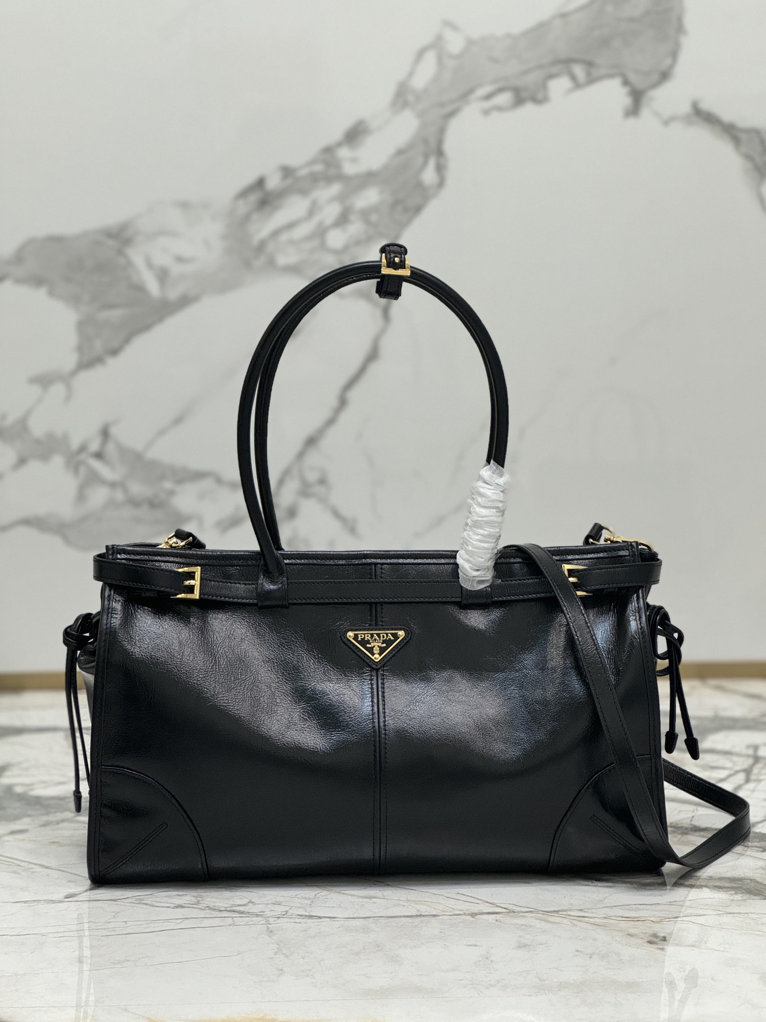 Prada 38x 30x 12cm 1BA433