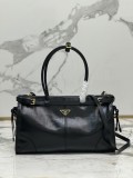 Prada 38x 30x 12cm 1BA433