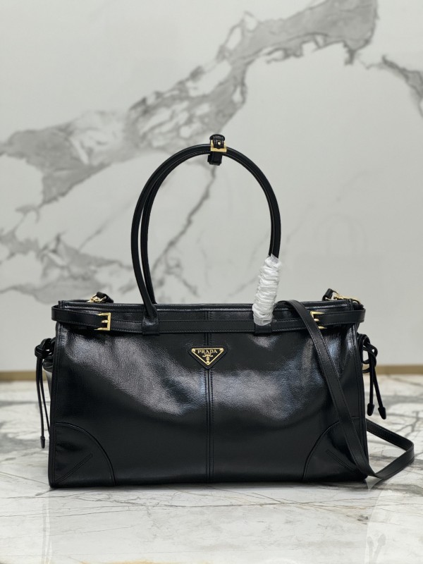 Prada 38x 30x 12cm 1BA433