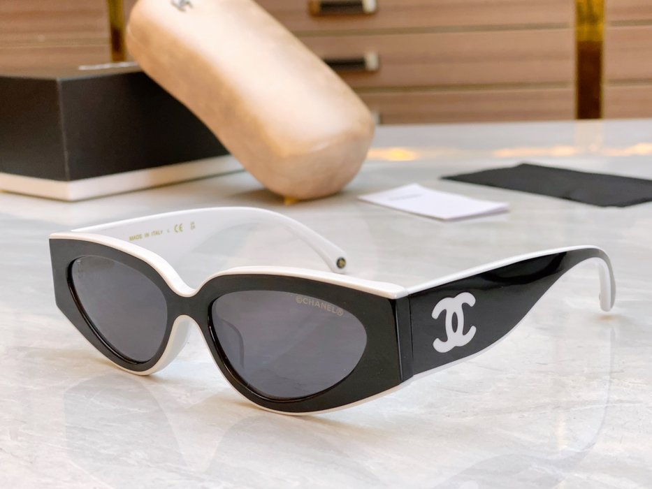 Occhiali Chanel P185