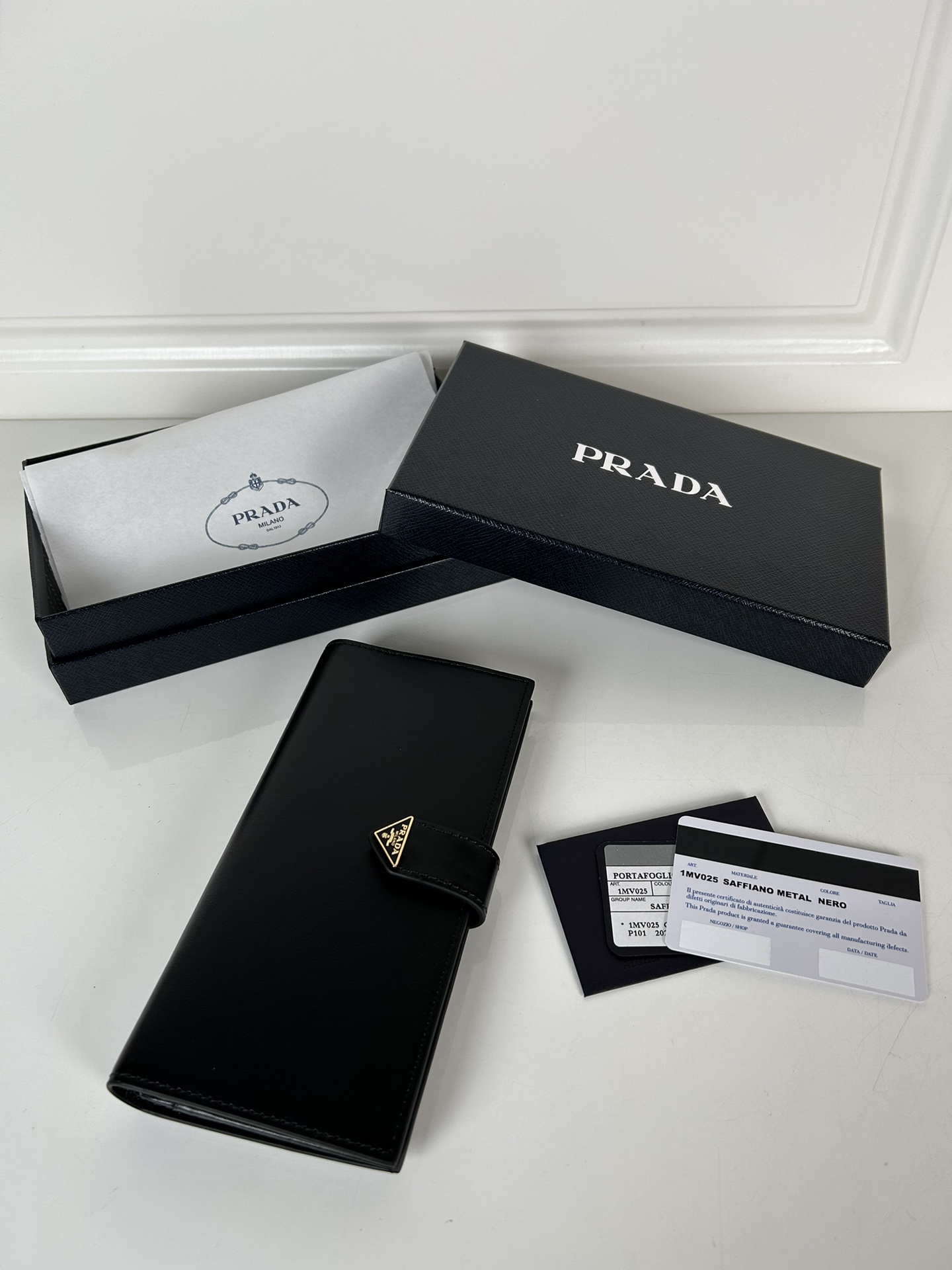 Prada Portafoglio 1MV025 18×9cm