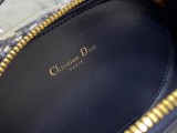 Di*or Signature 18x11x6.5cm