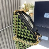 Prada 1BC176 26cm* 16cm* 13cm