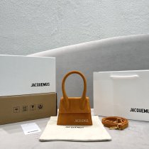 Jacquemus modello: 2102 12x8x5cm