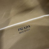 Prada 25.5×18×13.5cm 1BA366
