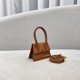 Jacquemus modello: 2102 12x8x5cm