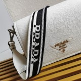 Prada 1BD314 23x 15.5x 9cm