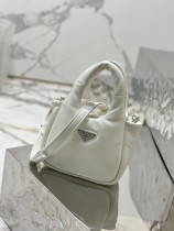 Prada 18x 15.5x 10cm 1BA359