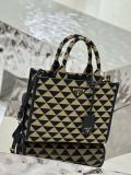 Prada 28x 22x 9cm 1BA354