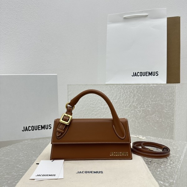 Jacquemus modello: 2062 21x 10x 6cm
