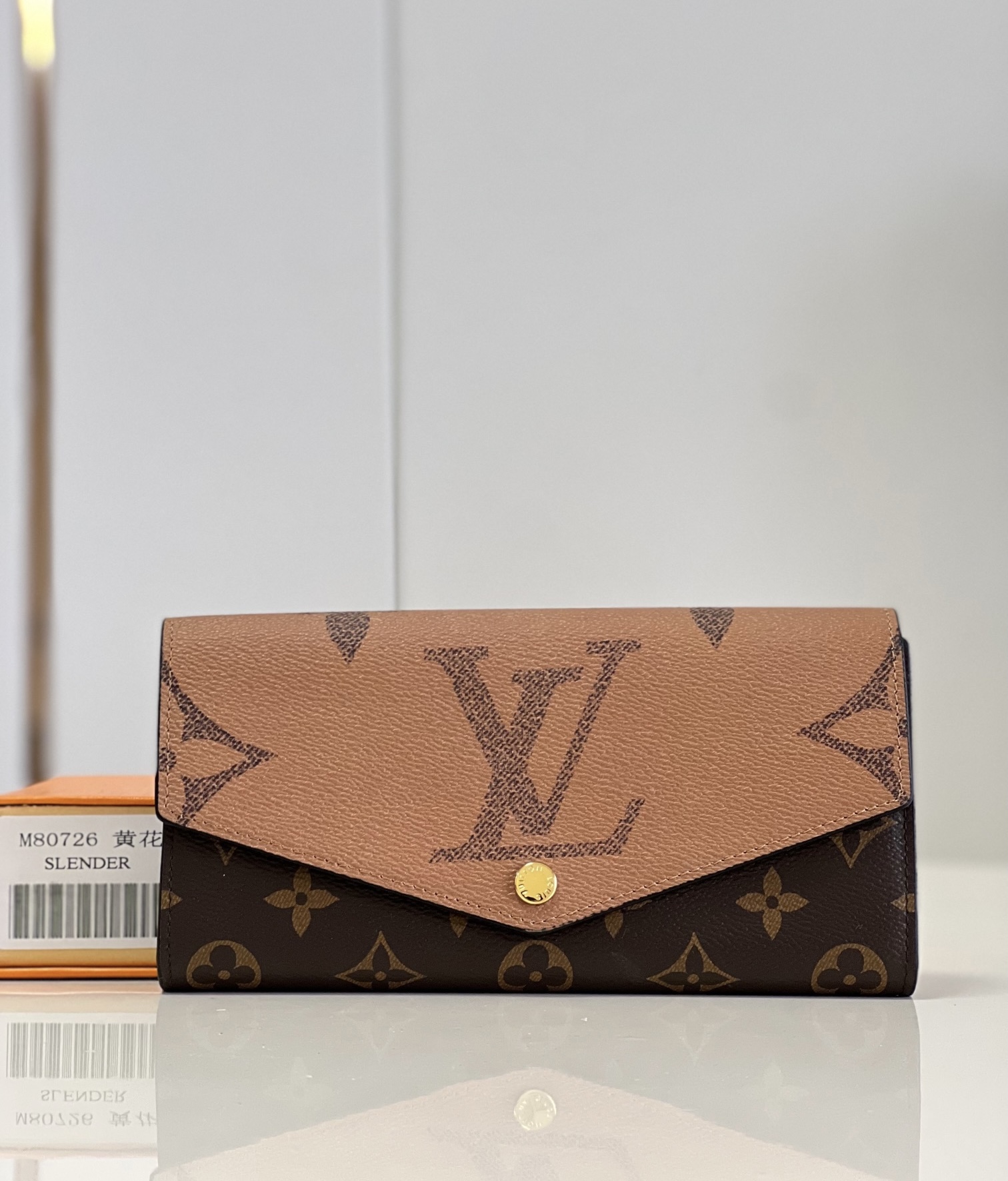Monogram reverse giant M80726 19x10.5x2cm