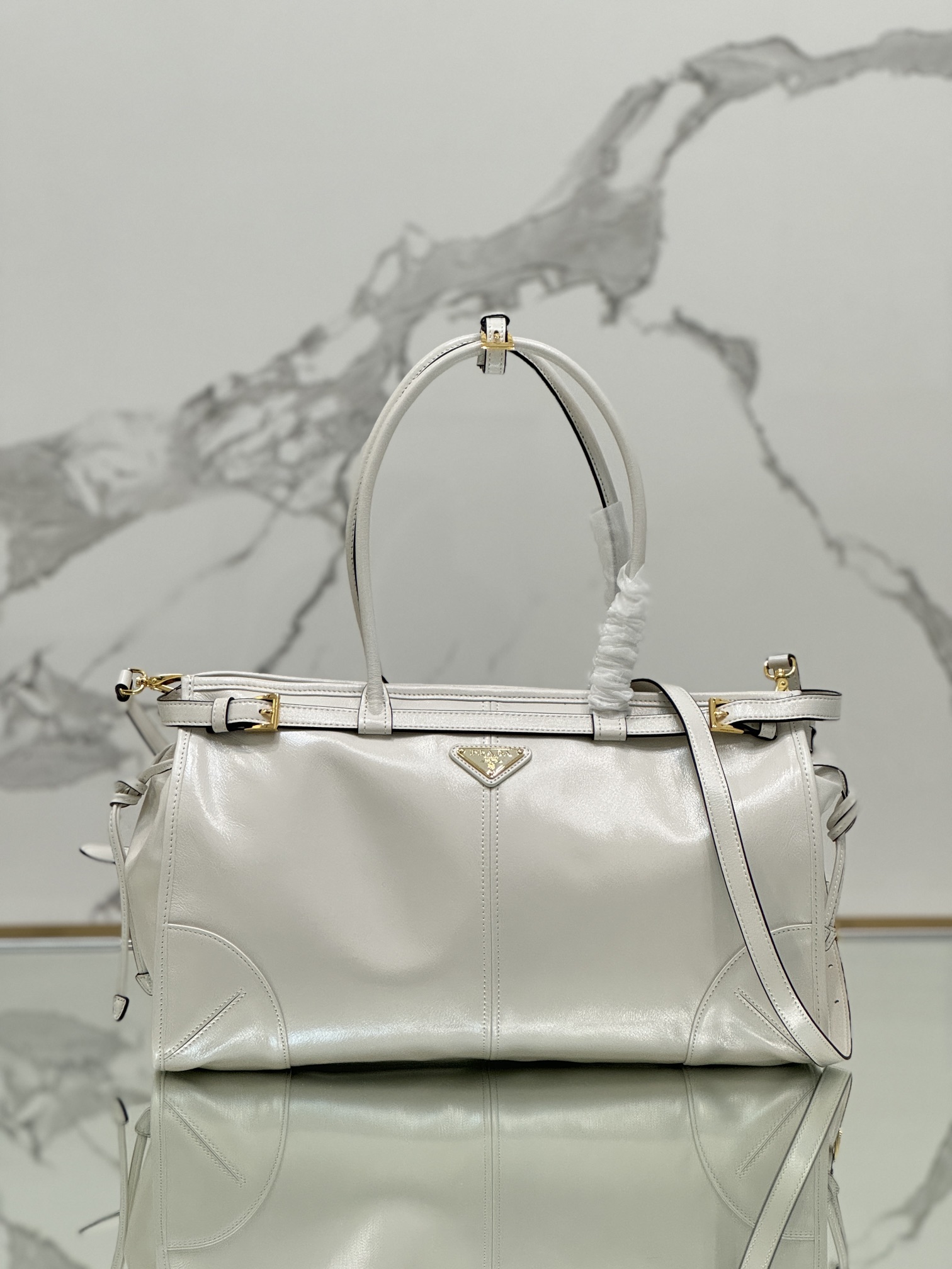 Prada 38x 30x 12cm 1BA433