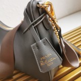 Prada 1BH204 22x18x 6,5cm
