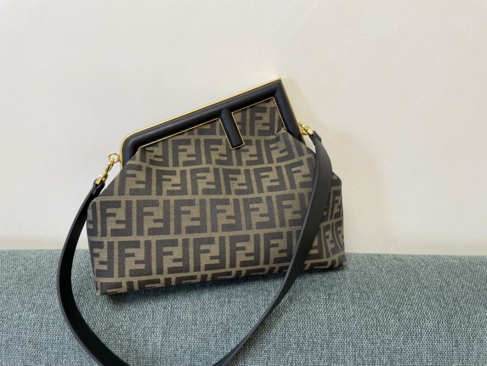 Borsa FD M80018 /9 26cm & 32cm