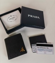 Prada Portafoglio 2MO004 9cm x 10cm
