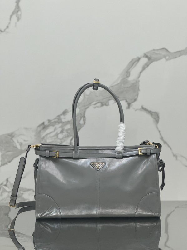 Prada 38x 30x 12cm 1BA433