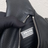 Prada 2VZ098 17x 32x 6.5cm