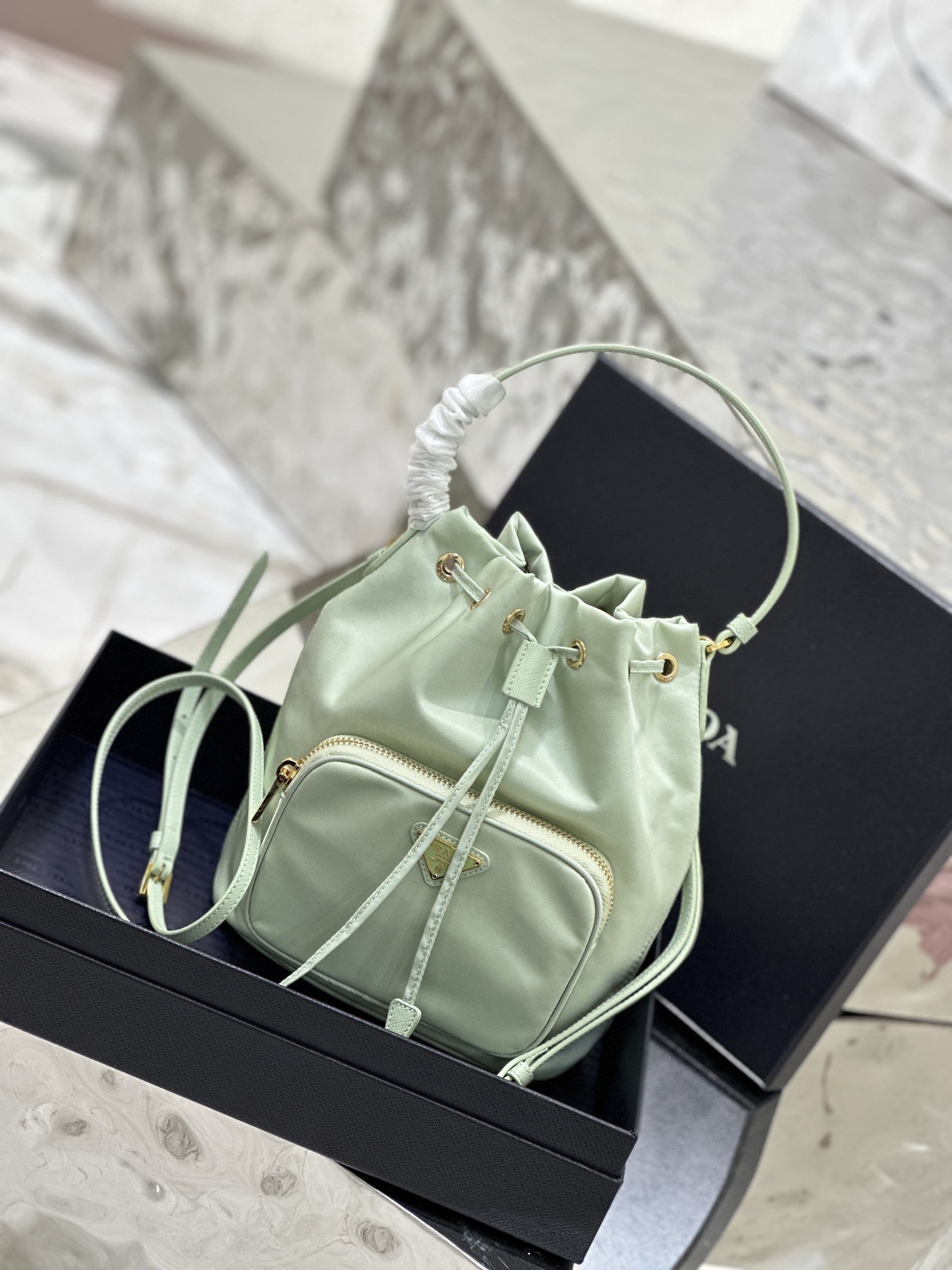 Prada 18x23x12cm 1BH038