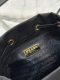 Prada 18x23x12cm 1BH038