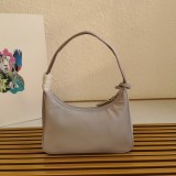 Prada HOBO 1NE515 23x13x5cm