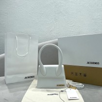 Jacquemus modello: 2044 18x15.5x8cm