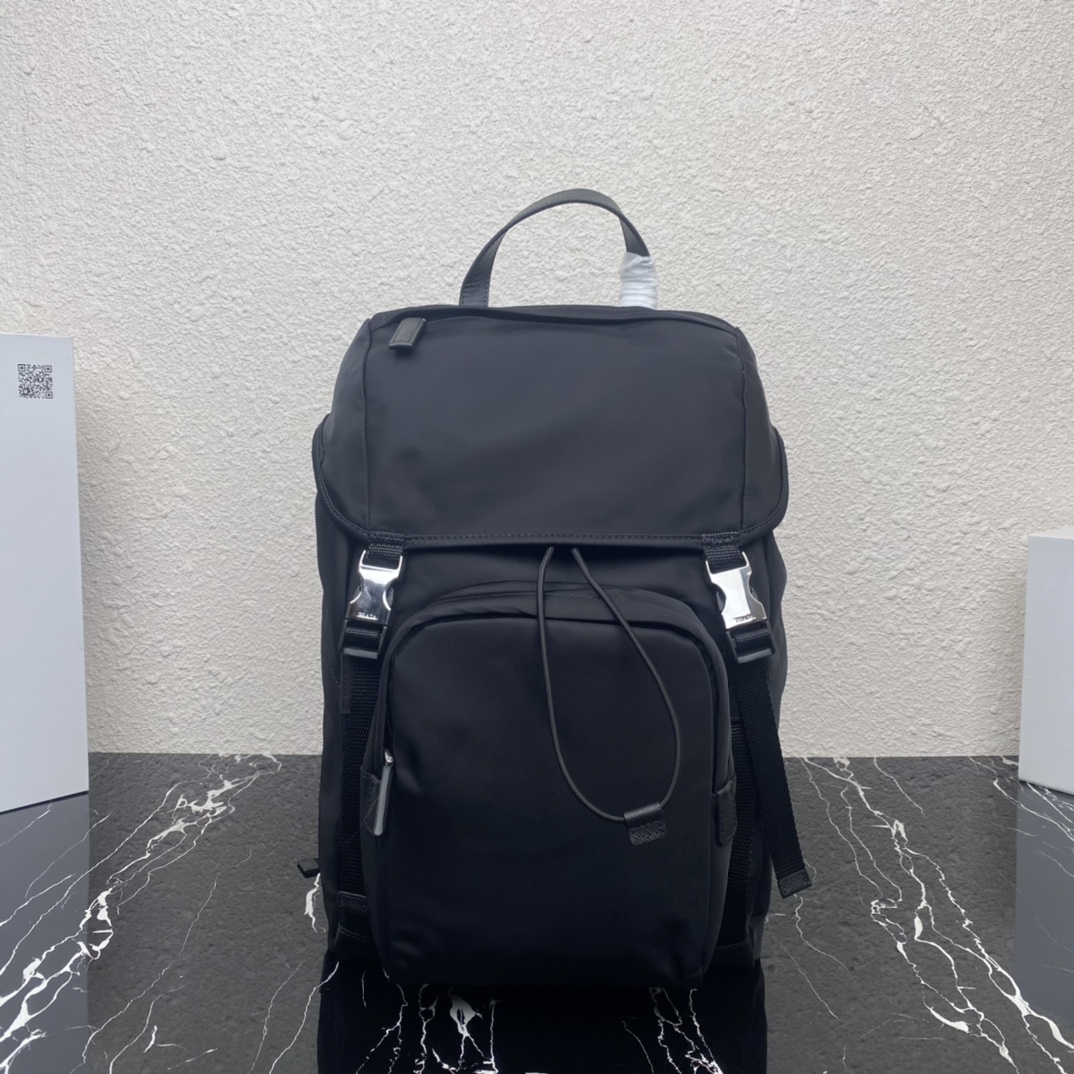 Prada 2VZ135 27cm* 45cm* 17cm