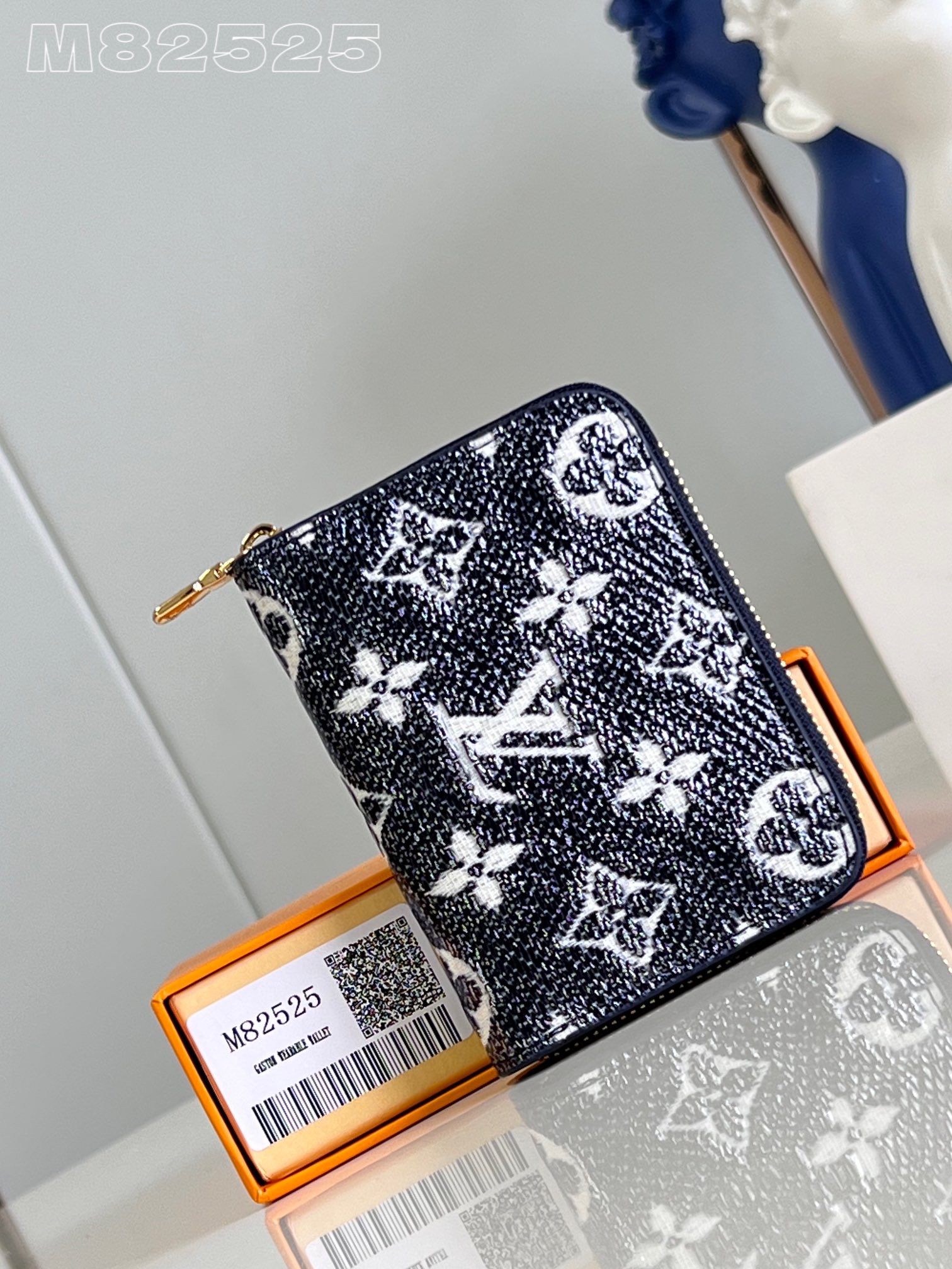 LV M82483 11 x 8.5 x 2 cm