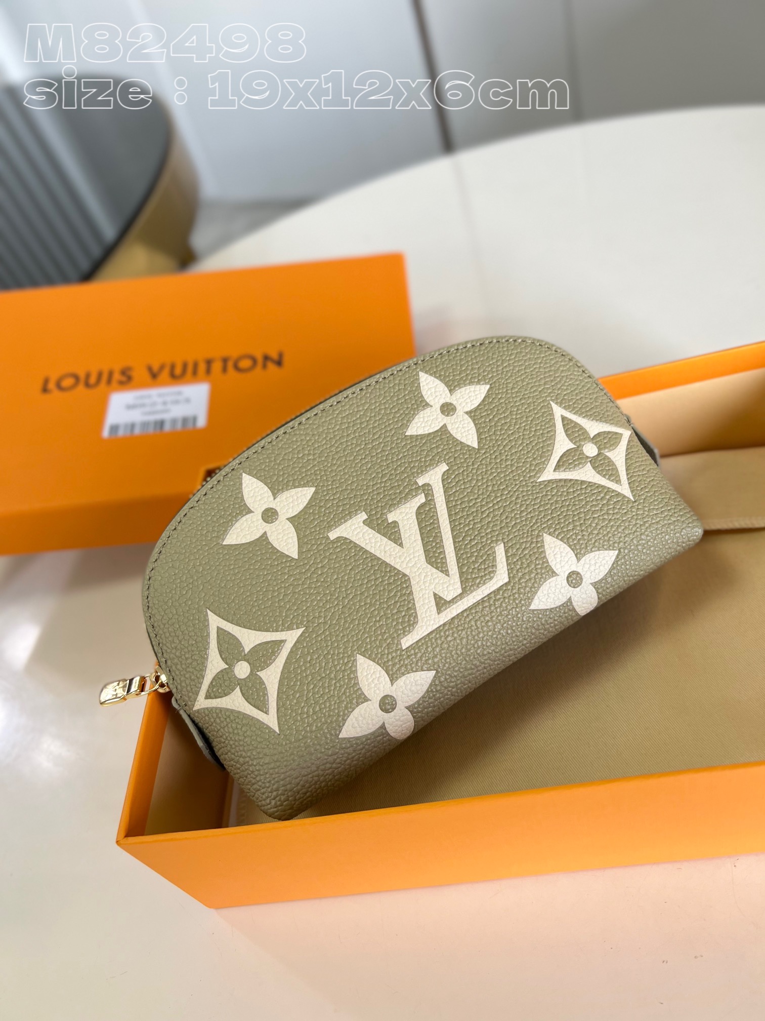LV M82498 19 x 12 x 6cm