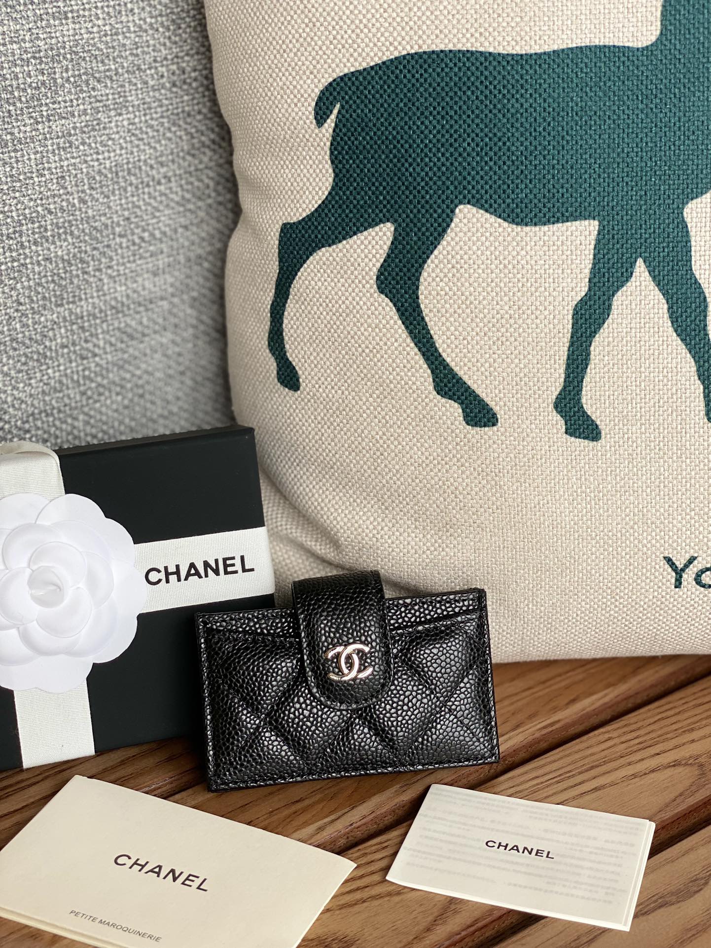 Chanel 2024' AP0342 10.4×7×2cm