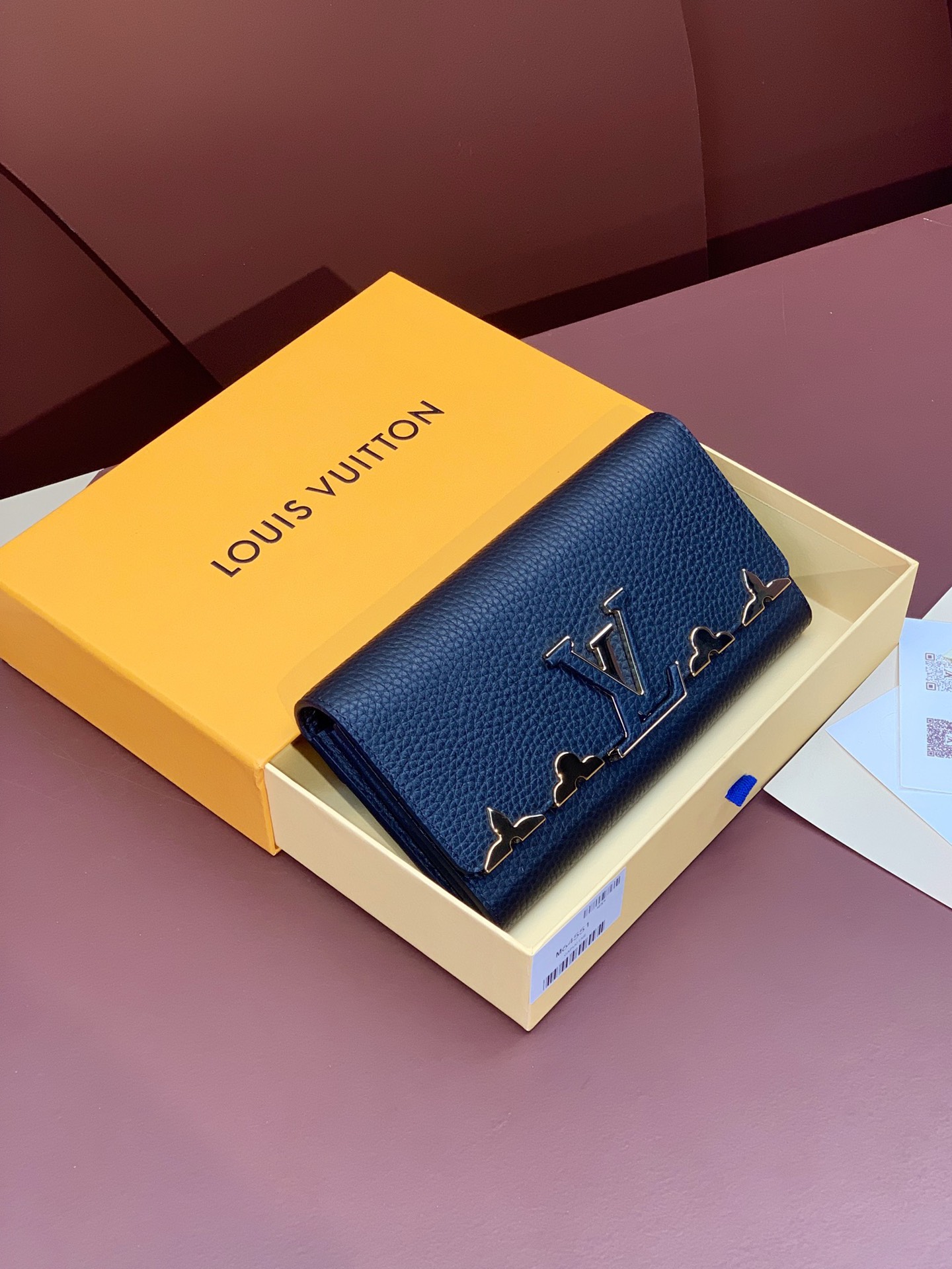 LV M64551 20×11×2.5cm