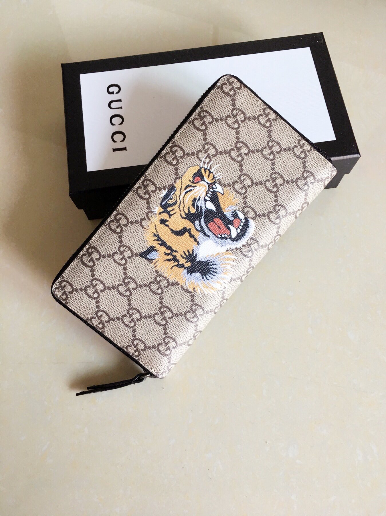 GG 451273 19x10x2.5cm