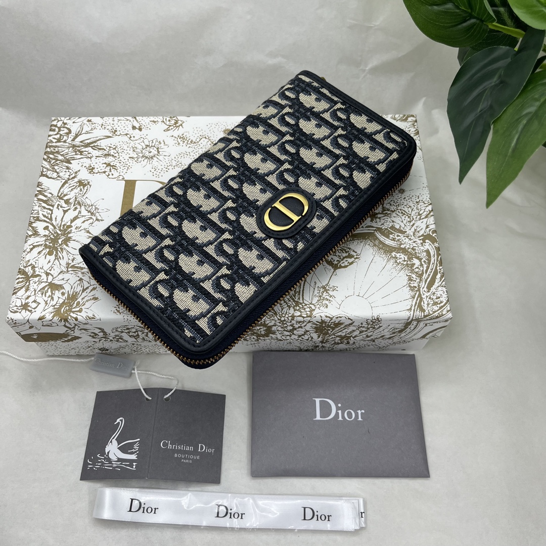 Dior 2024' 2ES9111YSE-H05E-TU 20/11cm