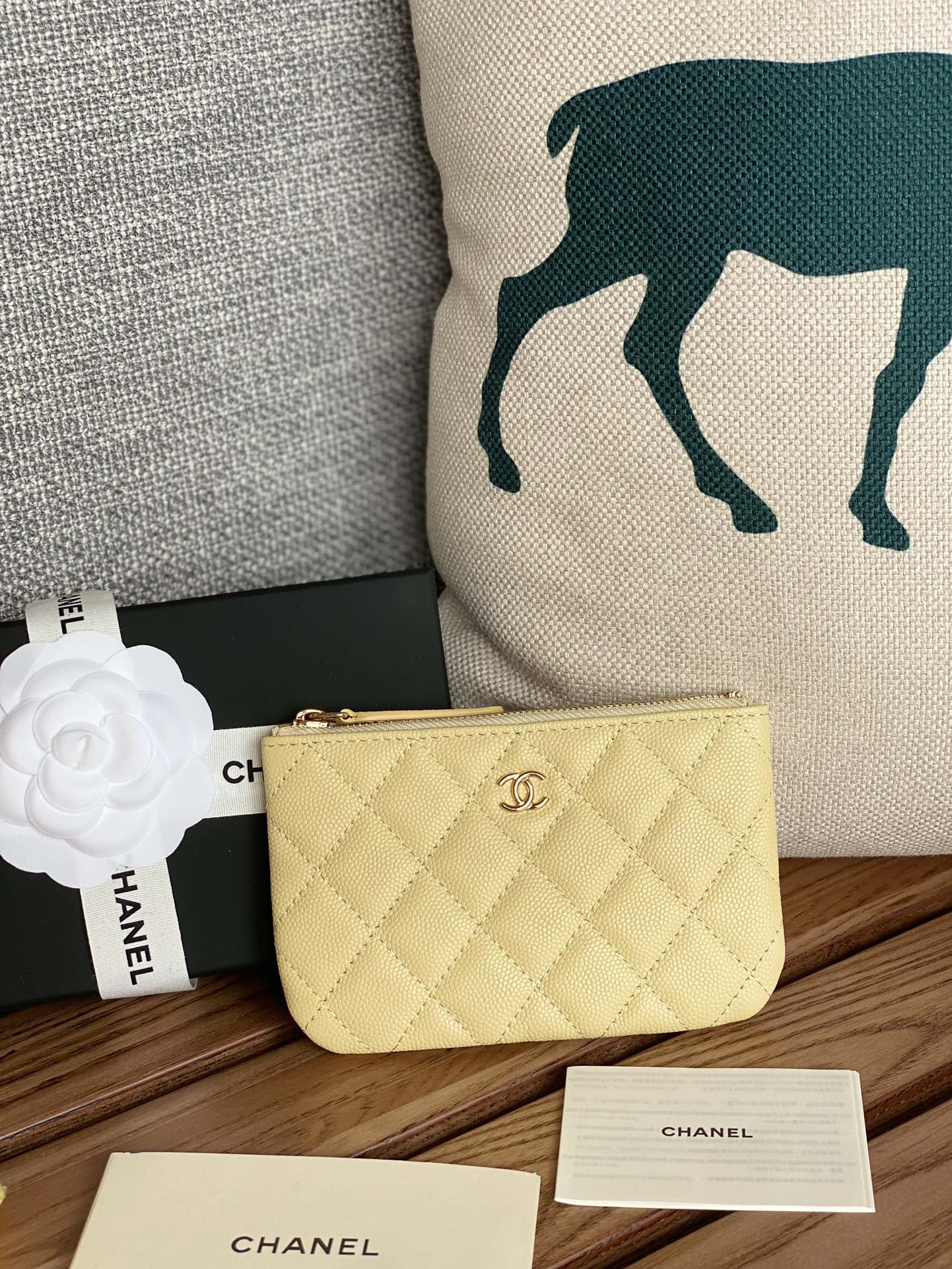 Chanel 2024' A82365 15x8.5cm