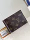 LV M66543 11x8x1cm