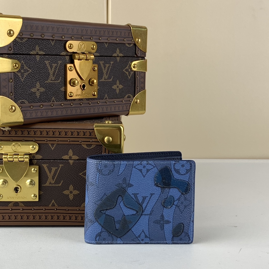 LV M82307 11.5 x 9 x 1.5cm