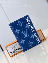 LV M82797 7.5 x 11.1 x 1cm