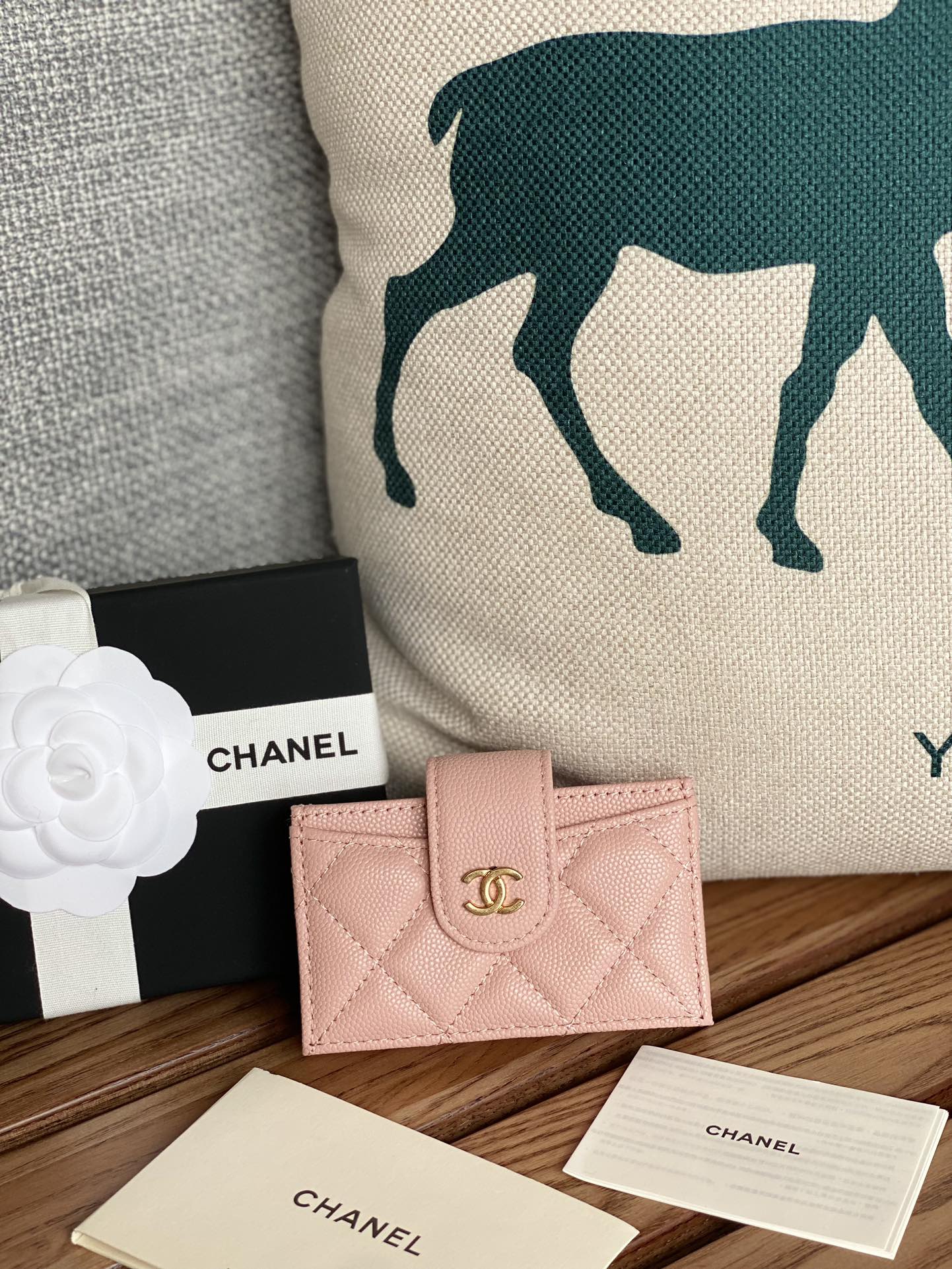 Chanel 2024' AP0342 10.4×7×2cm