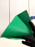 LV M82867 10 x 14 x 2.5cm