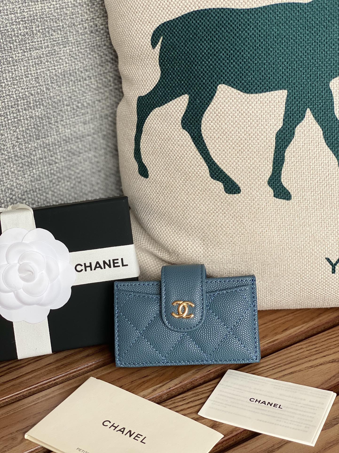 Chanel 2024' AP0342 10.4×7×2cm
