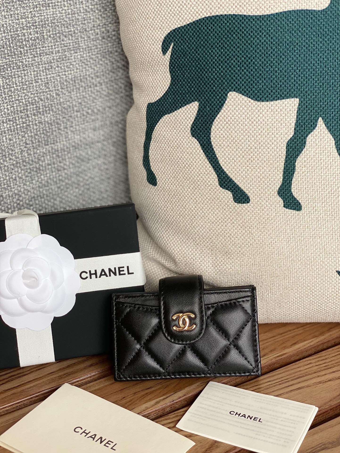 Chanel 2024' AP0342 10.4×7×2cm