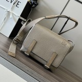 Loewe 11357 24x17,5x11cm Military Messenger