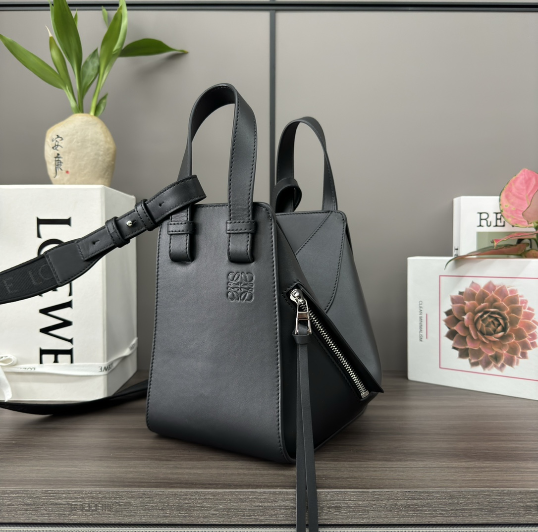 Loewe 652235 19,5x14,5x20,5cm Hammock