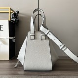 Loewe 652235 20x19x14cm Hammock
