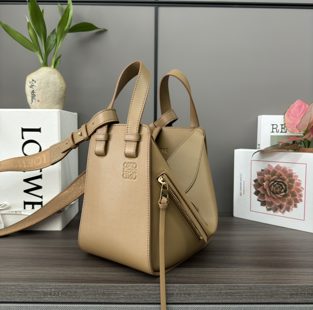 Loewe 652235 19,5x14,5x20,5cm Hammock