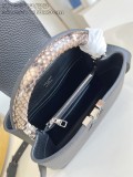 LV Capucines BB M85513