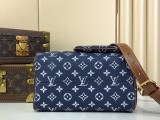 LV Pharrell Williams M24437